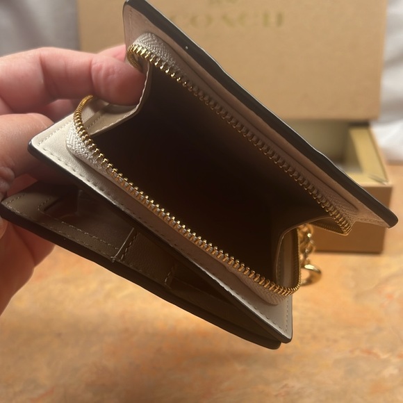 COACH Wallet & Key Ring Picture Frame Charm In Signature Leather NIB - Picture 9 of 12